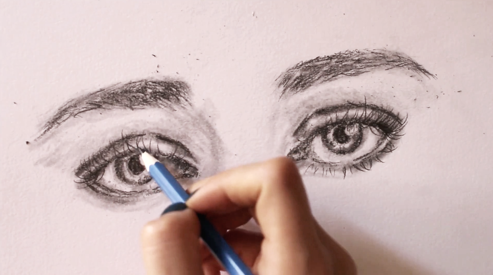 Drawing eyelashes (b).